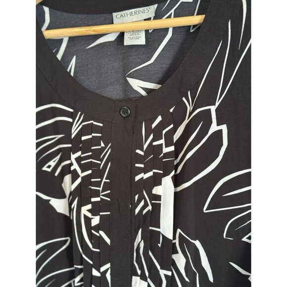 Catherines Women’s Pleated Floral Button Up Top Size 2X Black Long Sleeves Artsy - Picture 4 of 12